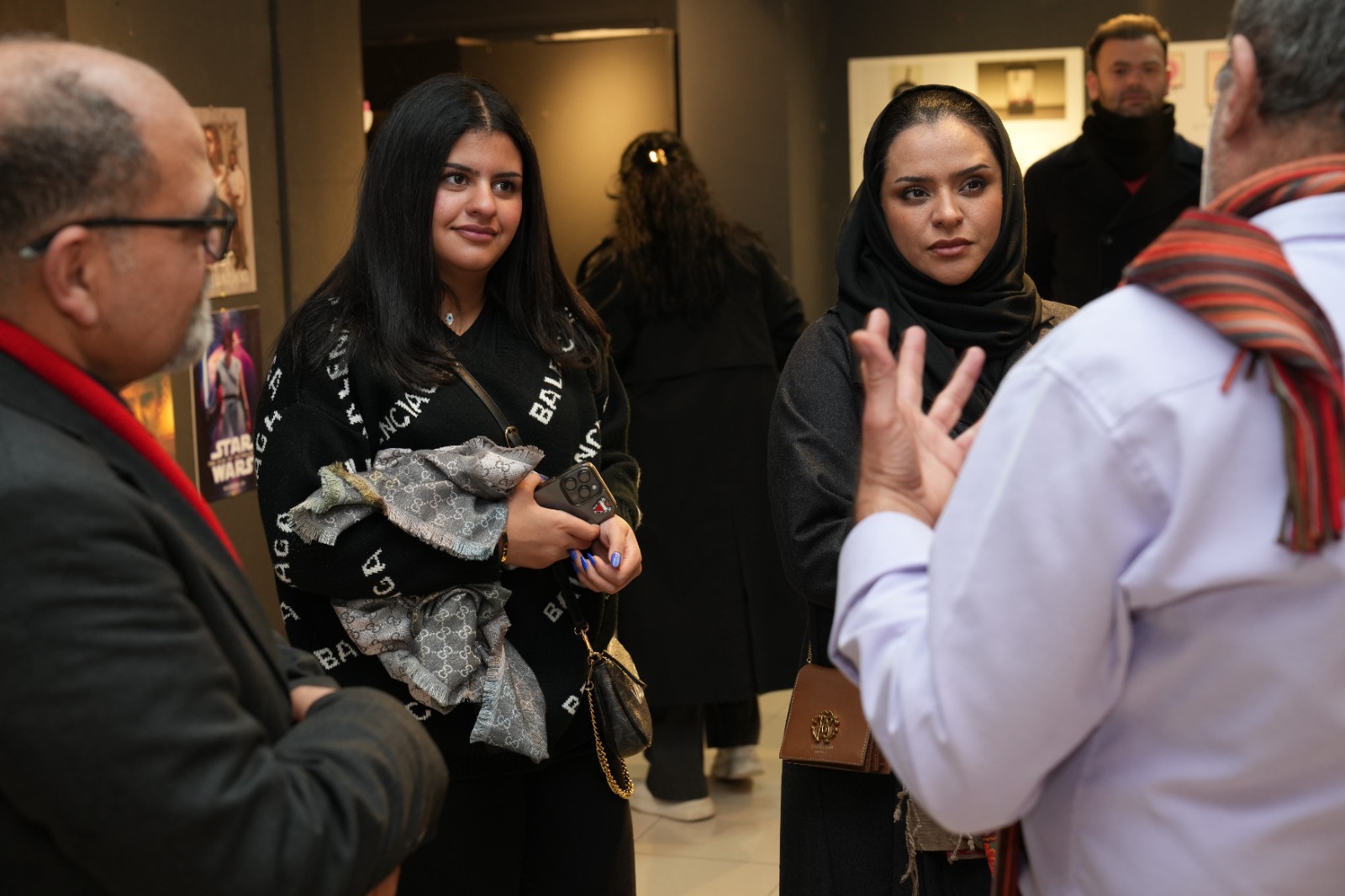 Madar Al-Saa Images 0.5148535574330404