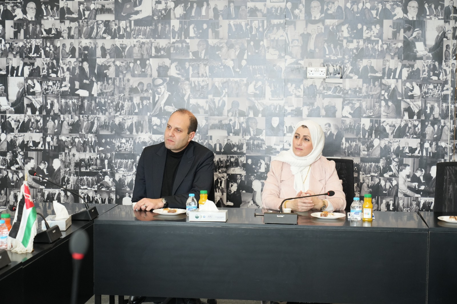 Madar Al-Saa Images 0.7082896191917103