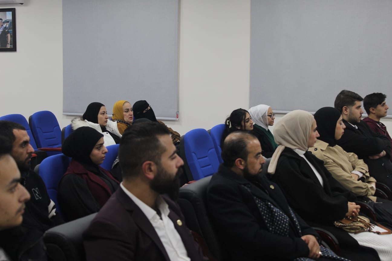 Madar Al-Saa Images 0.03494989422345007