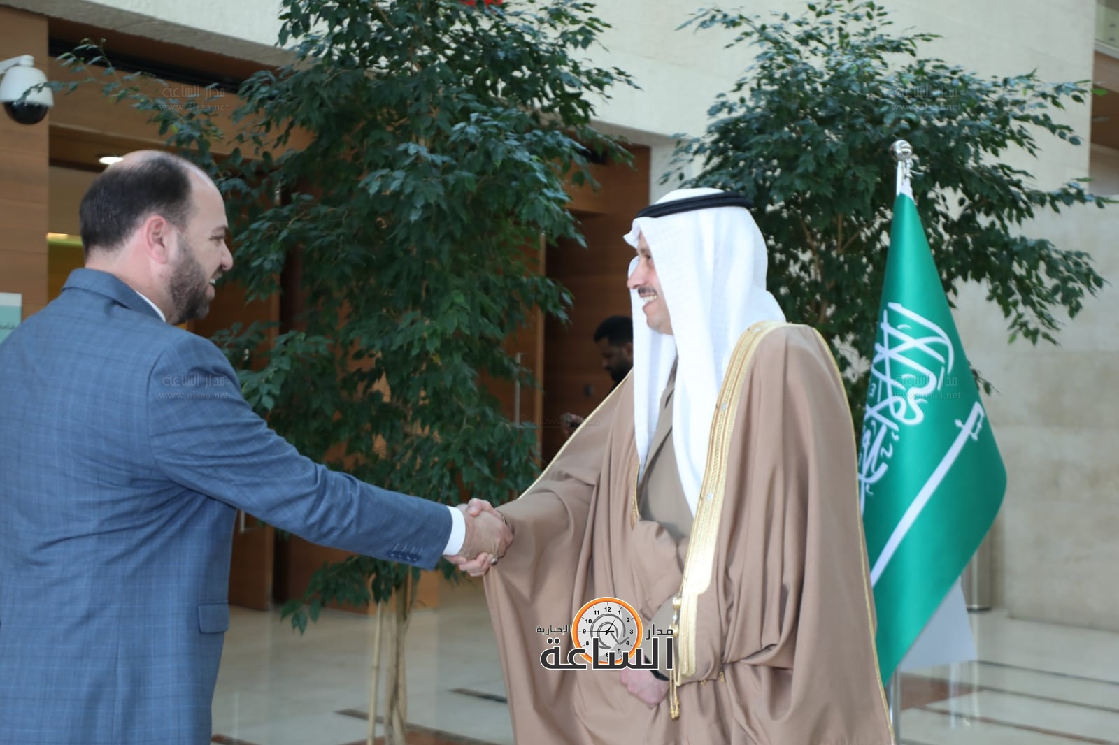 Madar Al-Saa Images 0.9570456377276586