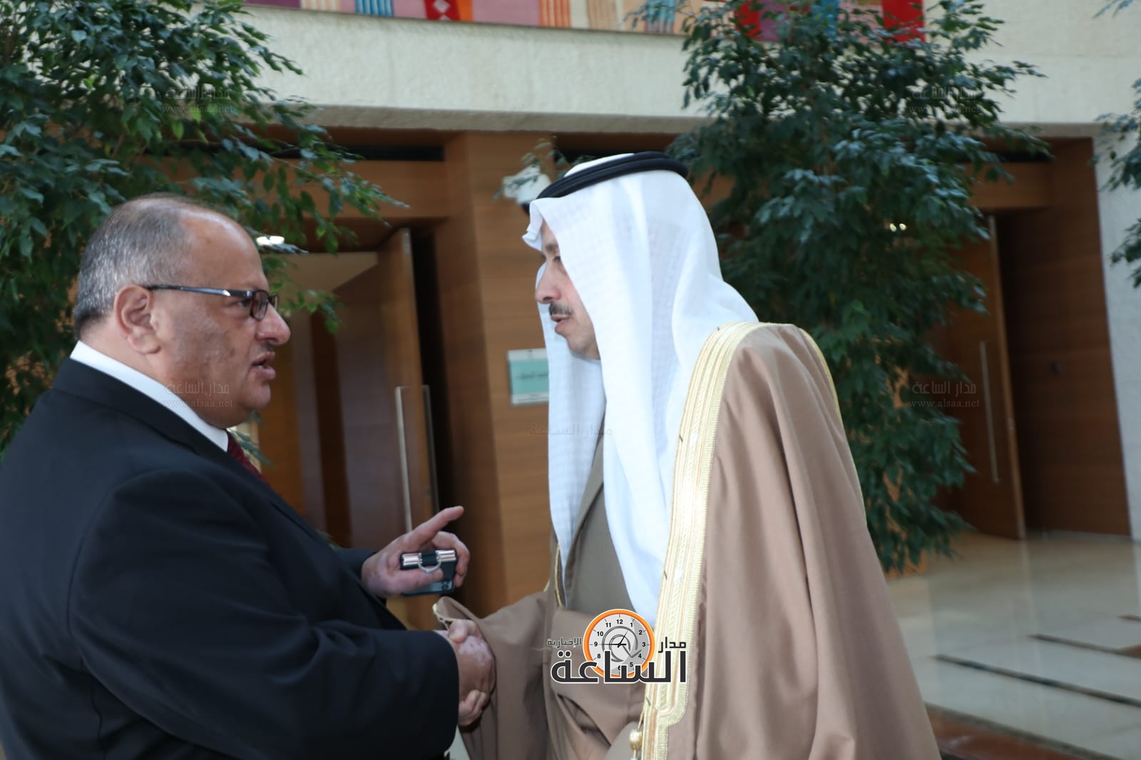 Madar Al-Saa Images 0.47919693825570375