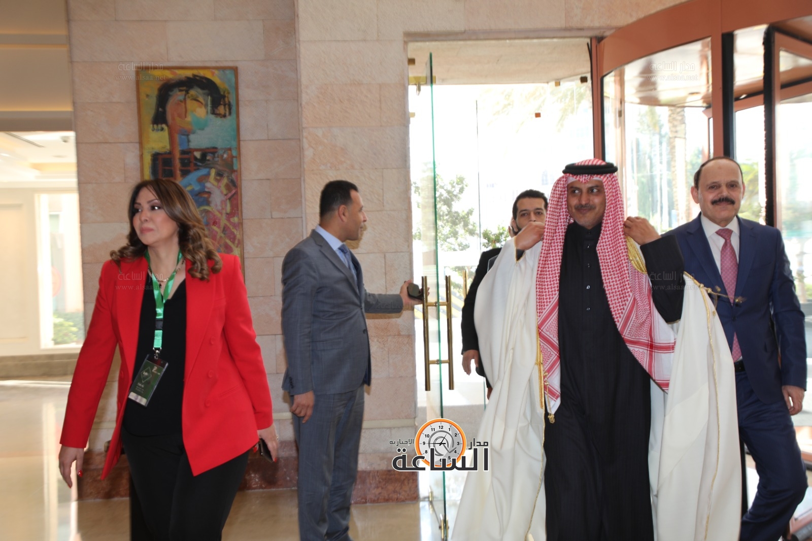 Madar Al-Saa Images 0.5467904511854274