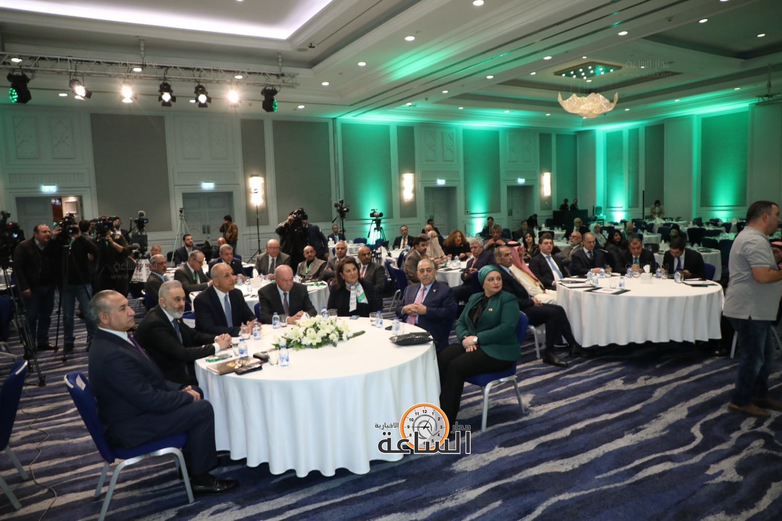 Madar Al-Saa Images 0.6617073317116642