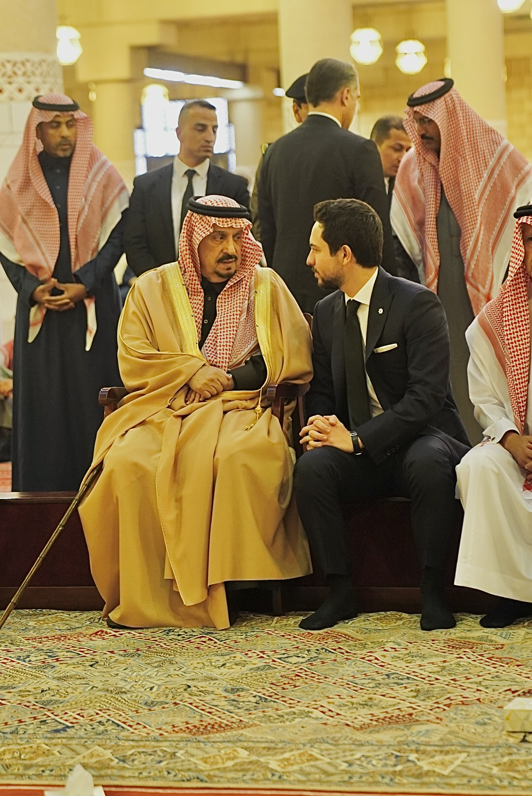 Madar Al-Saa Images 0.9508879522524796