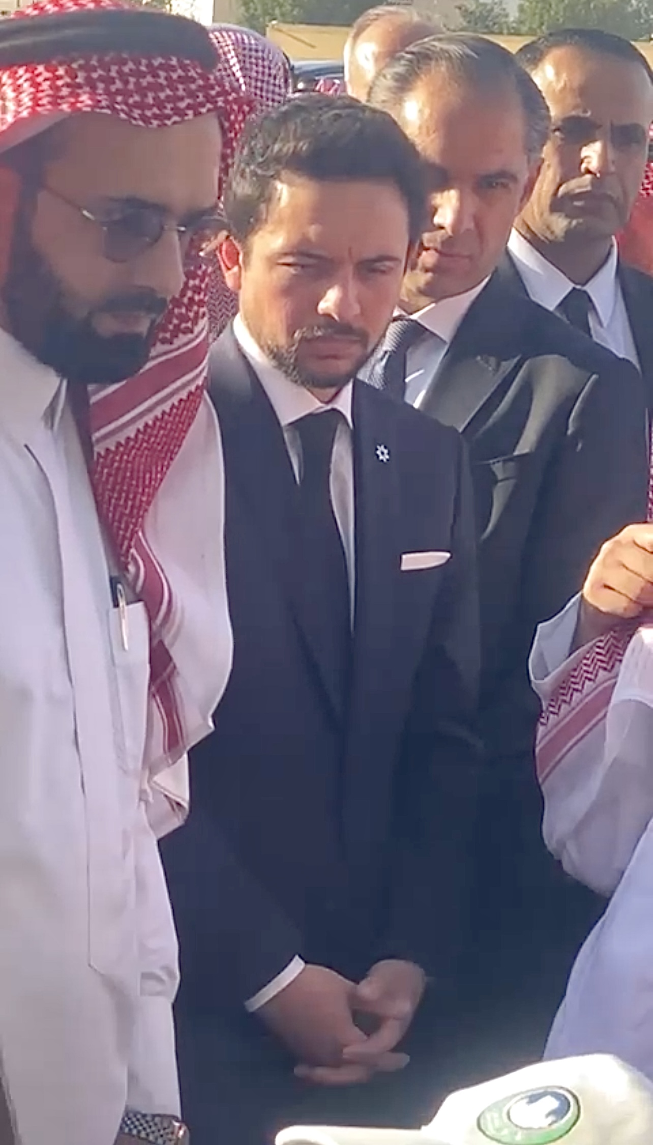 Madar Al-Saa Images 0.9953696535551673