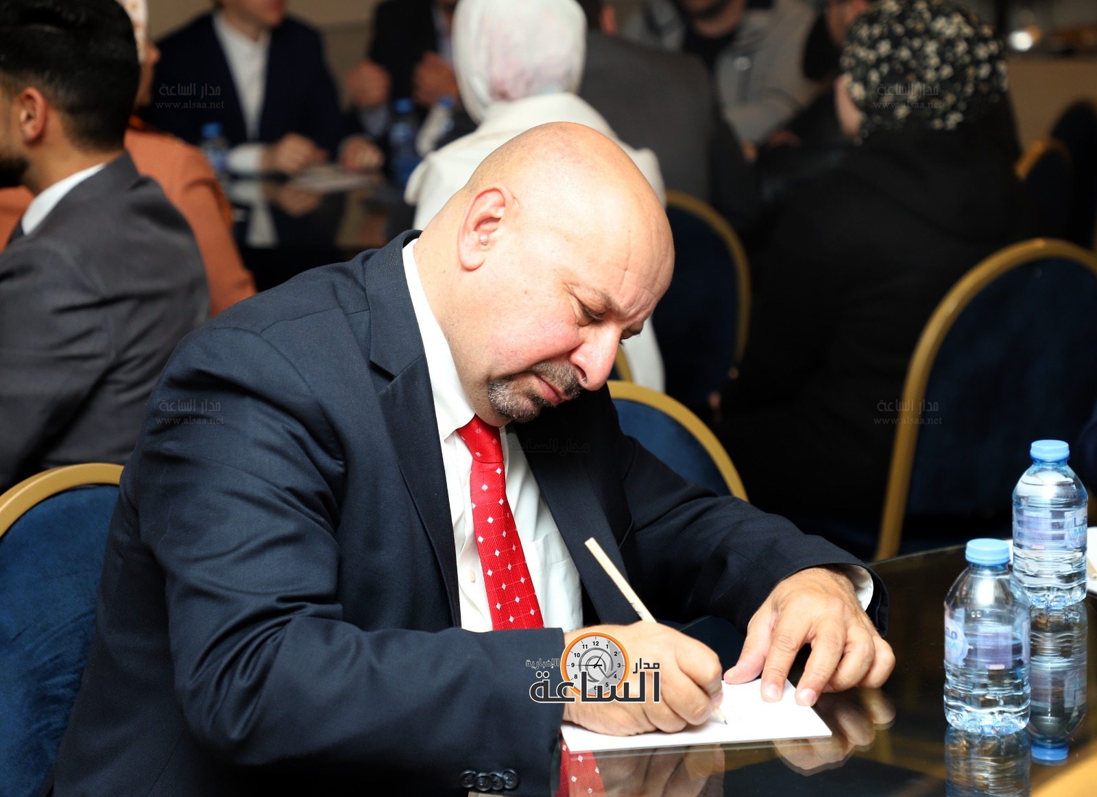 Madar Al-Saa Images 0.7938186582104407