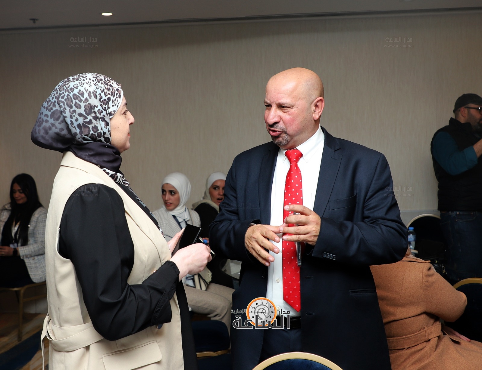 Madar Al-Saa Images 0.052379041262502035