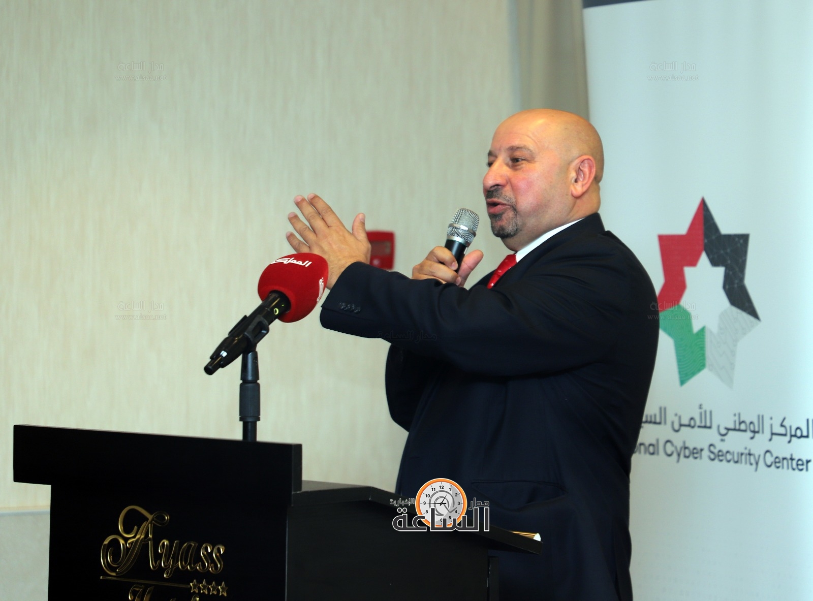 Madar Al-Saa Images 0.48745885011486534