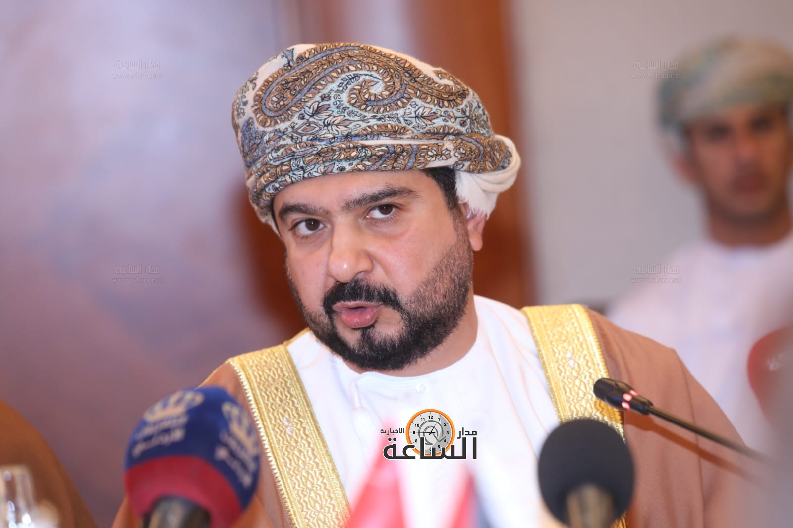 Madar Al-Saa Images 0.6425015809860768