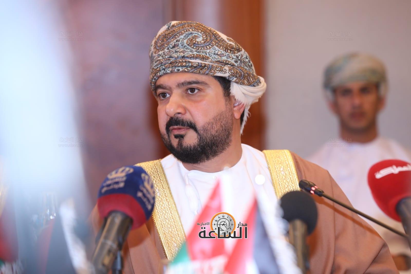 Madar Al-Saa Images 0.7059994499574787