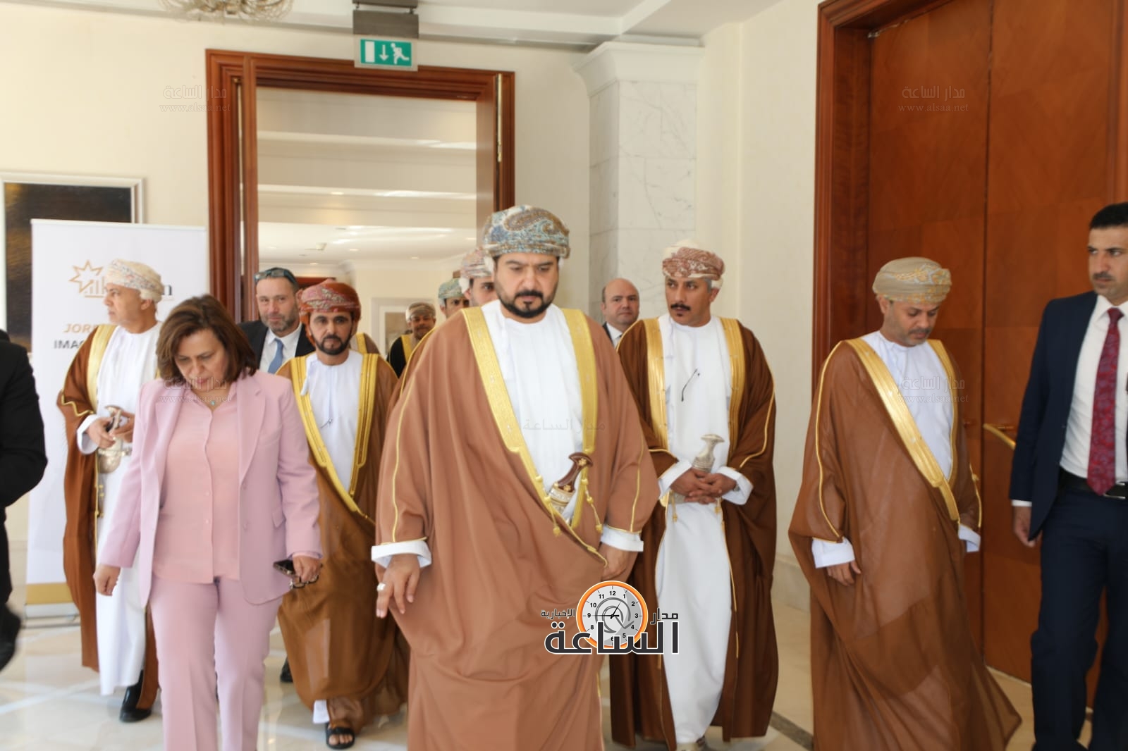 Madar Al-Saa Images 0.04835520966350848