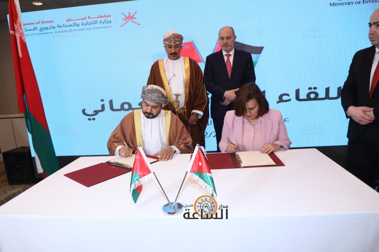 Madar Al-Saa Images 0.5191433334922222