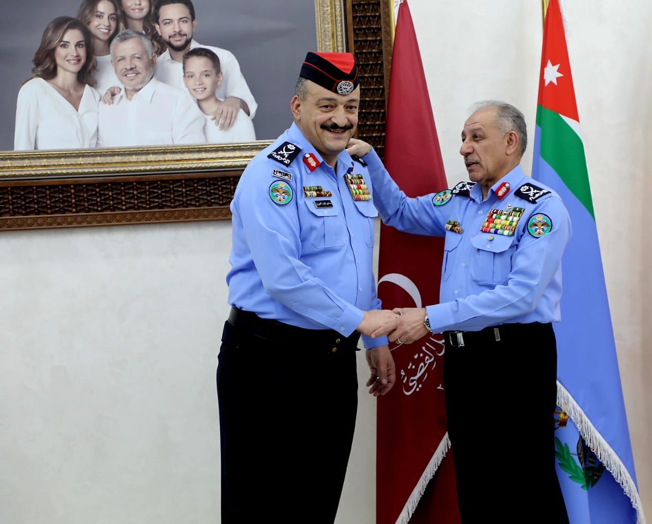 Madar Al-Saa Images 0.7683526543822294