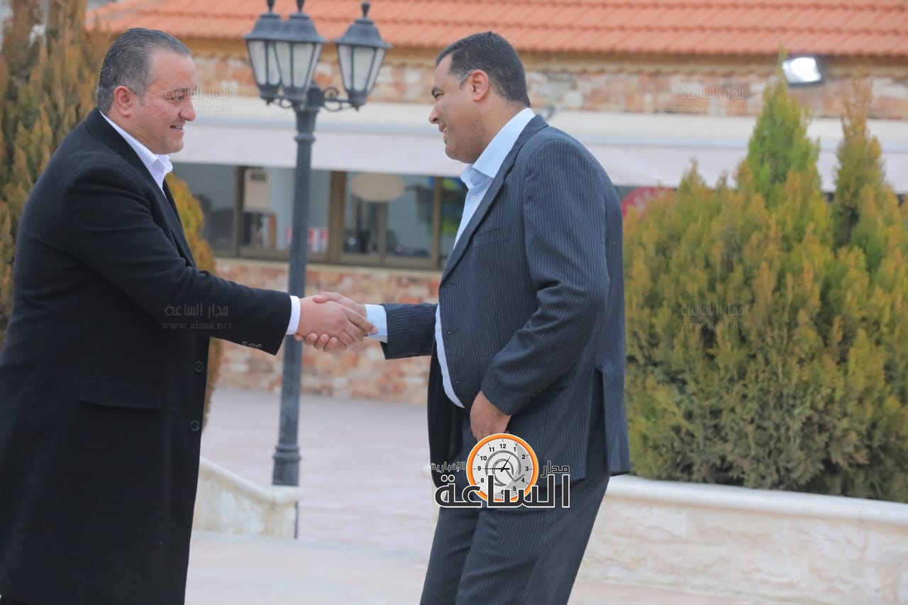 Madar Al-Saa Images 0.708038690329045