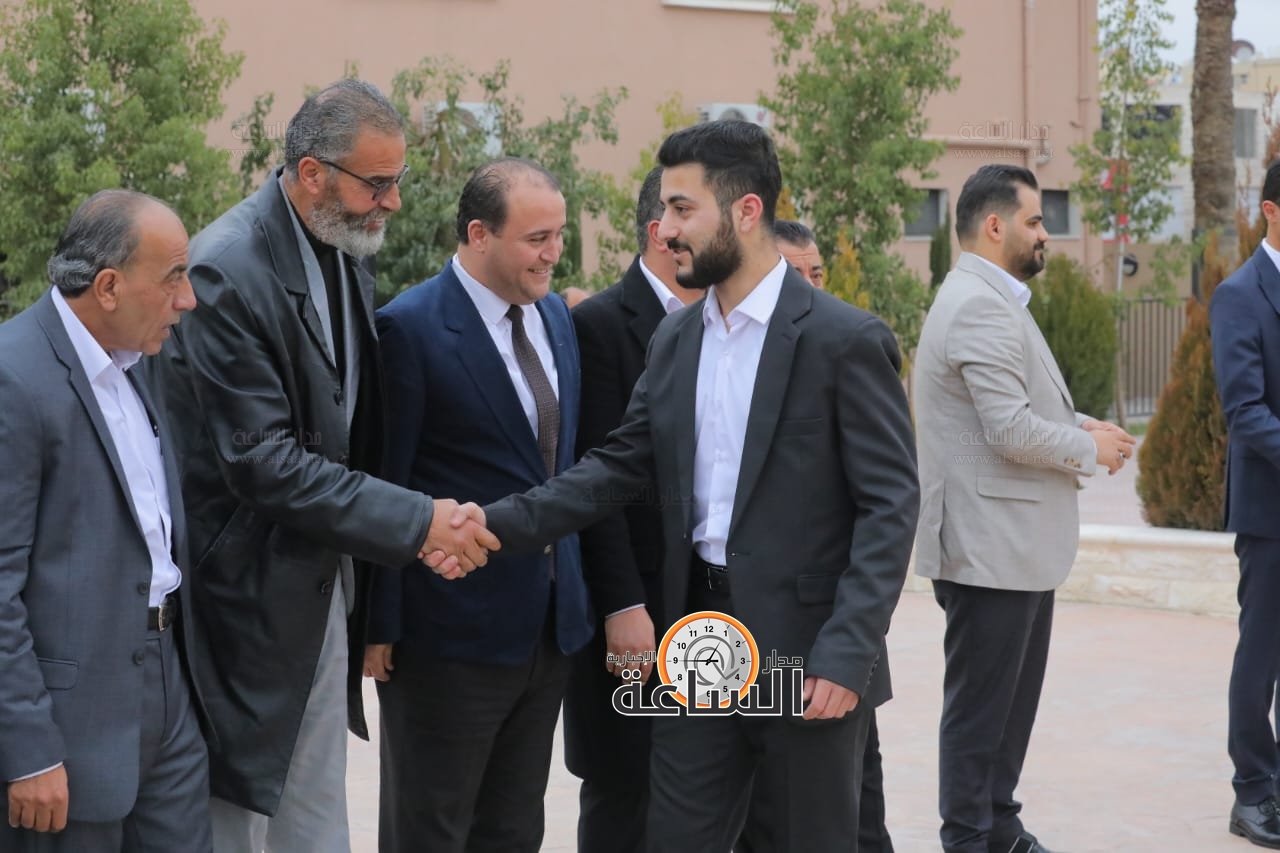 Madar Al-Saa Images 0.17895645401110039