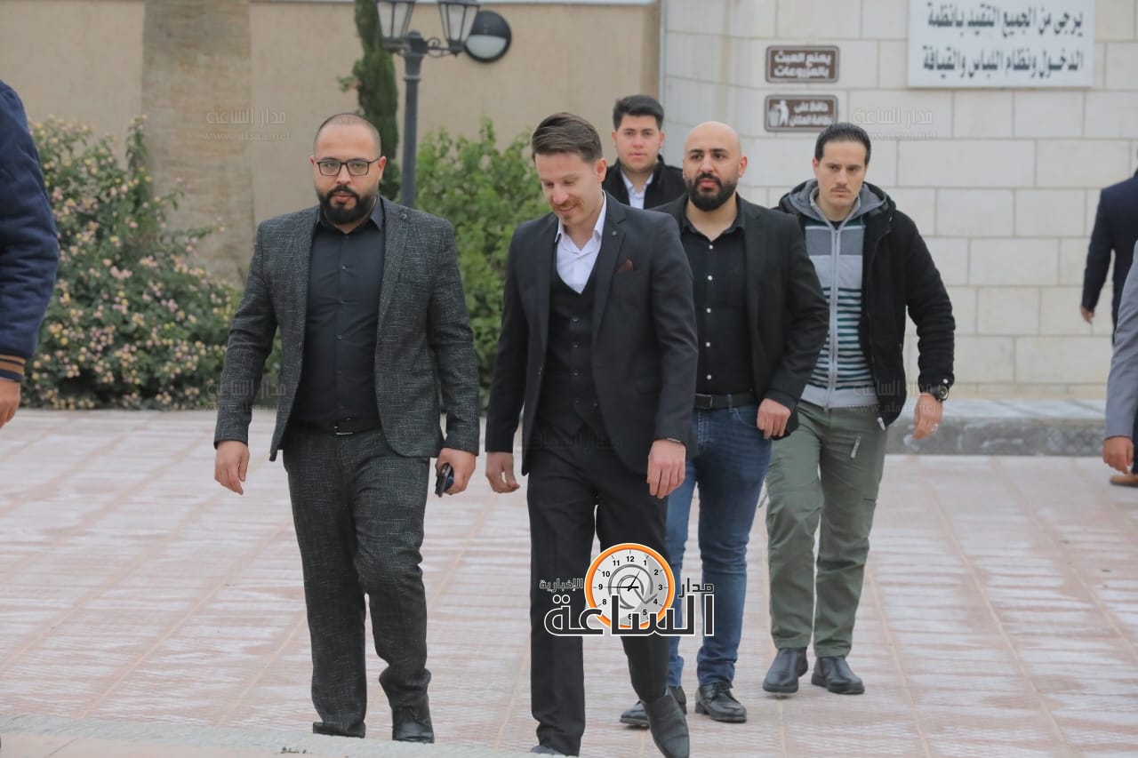 Madar Al-Saa Images 0.02257653296081852