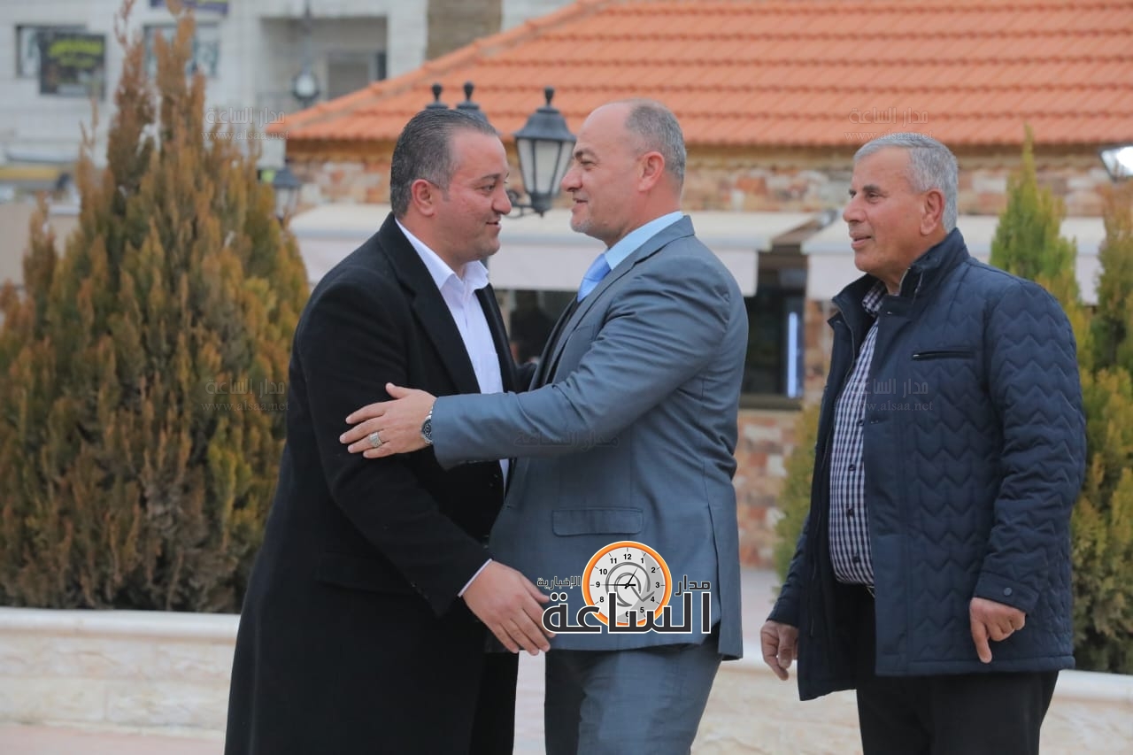 Madar Al-Saa Images 0.9220679493805499