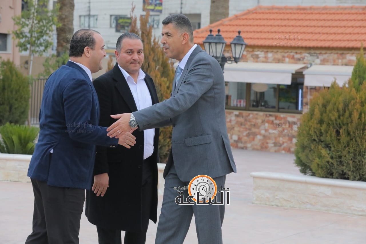 Madar Al-Saa Images 0.9838806357789831