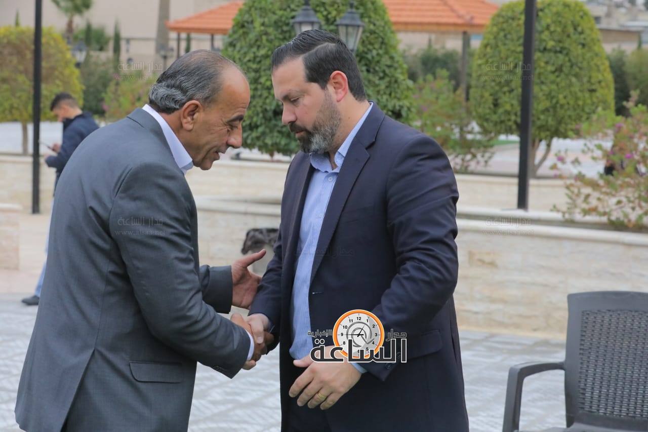 Madar Al-Saa Images 0.4825983388435391