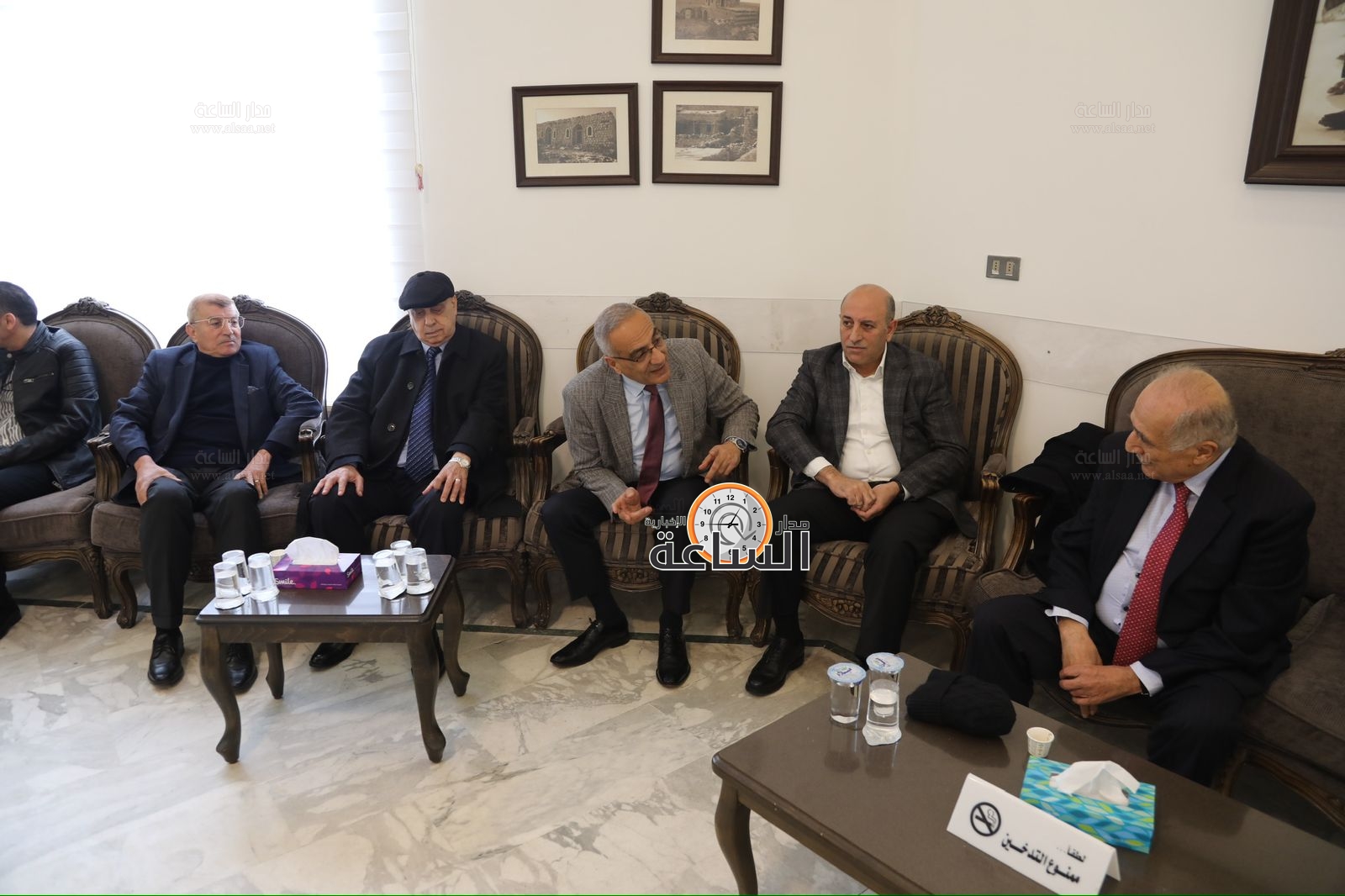 Madar Al-Saa Images 0.38621142726838165