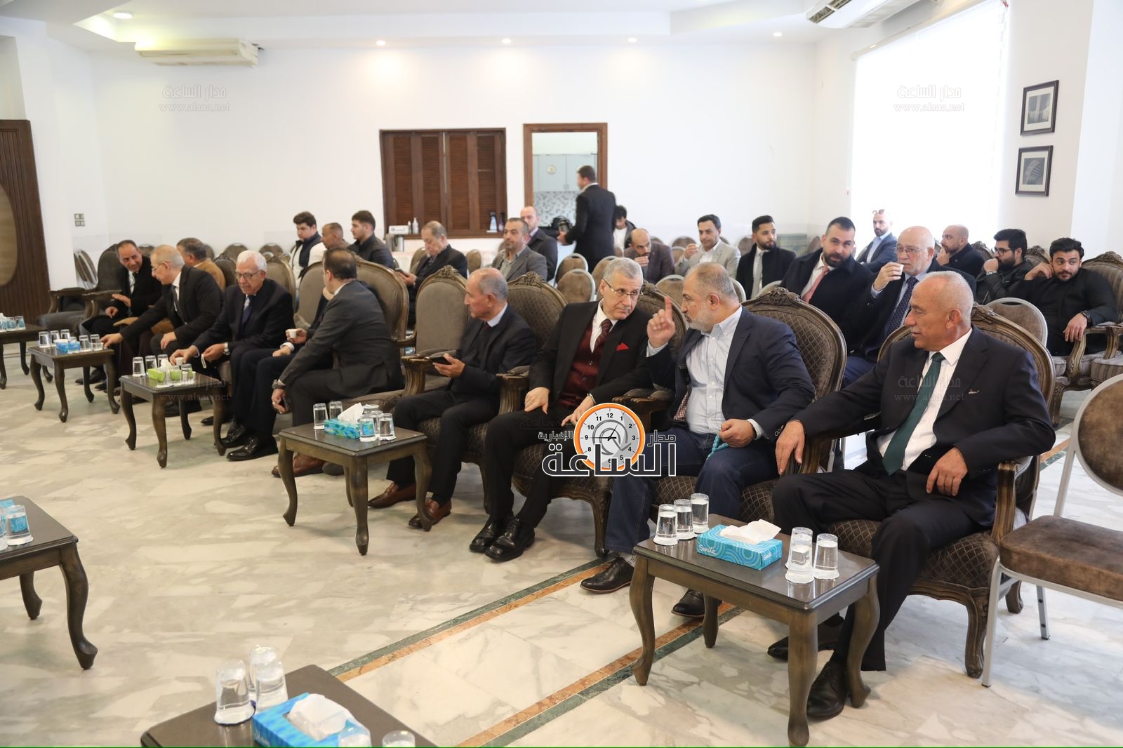 Madar Al-Saa Images 0.8325202517290673