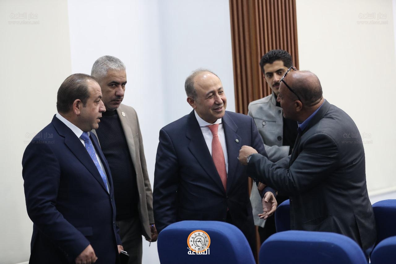 Madar Al-Saa Images 0.8877879382933522