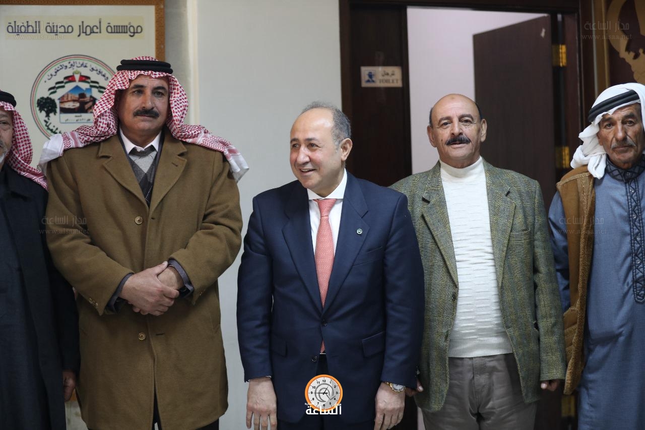 Madar Al-Saa Images 0.8601186482129661