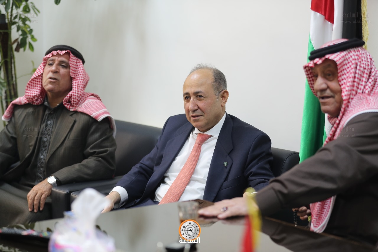 Madar Al-Saa Images 0.9326628206815553