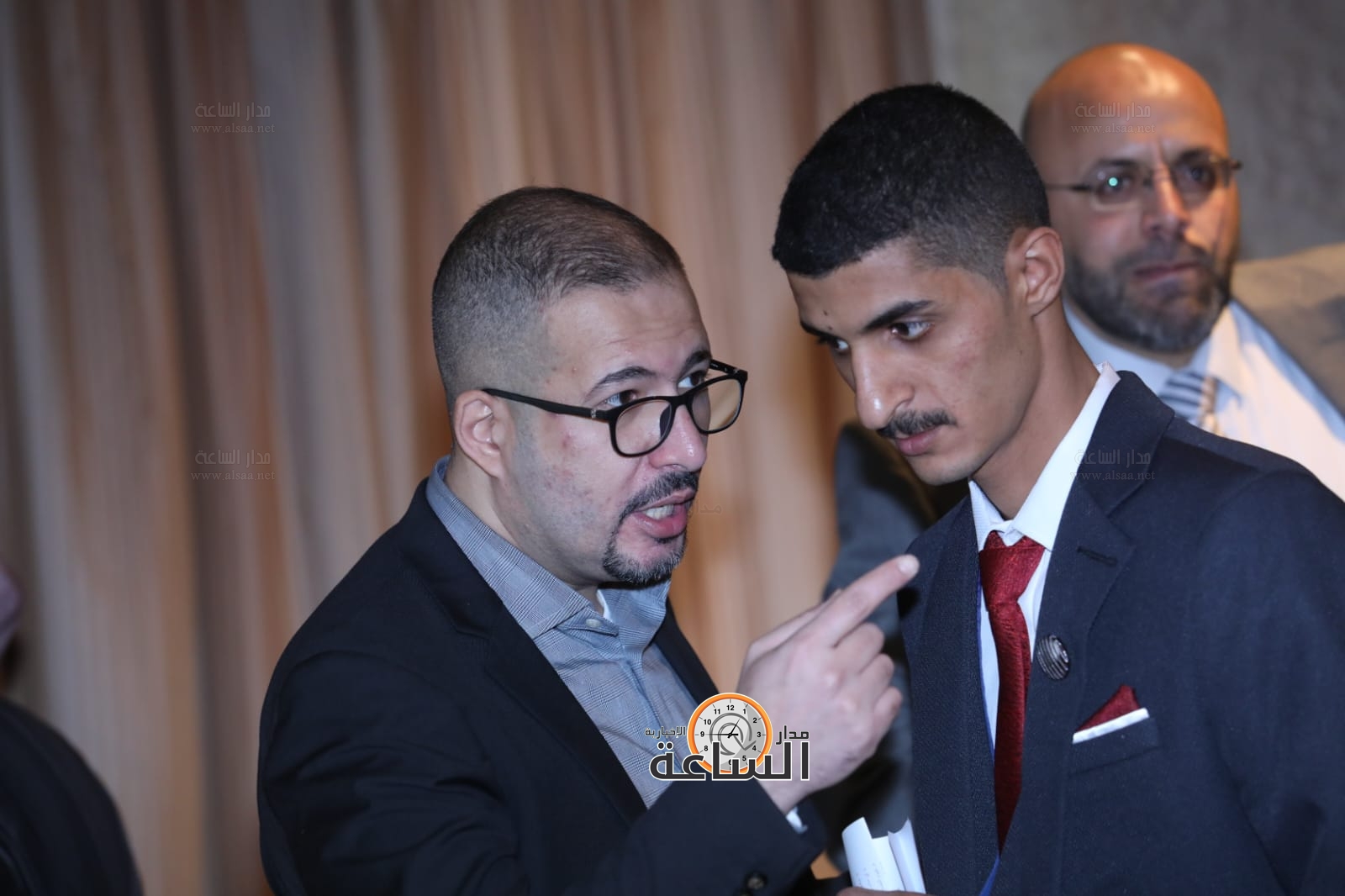 Madar Al-Saa Images 0.43163212978482735