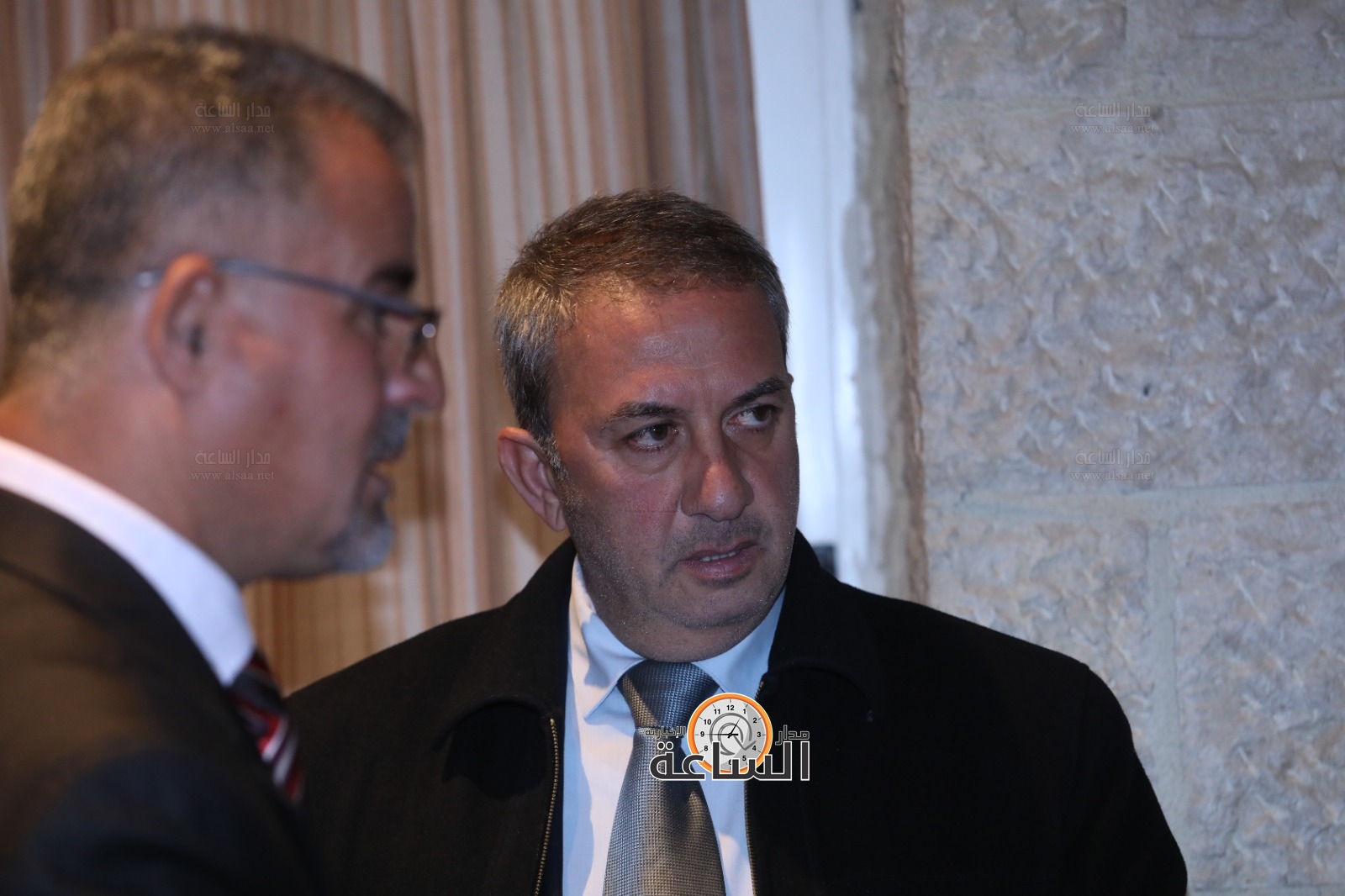 Madar Al-Saa Images 0.1405685563065322