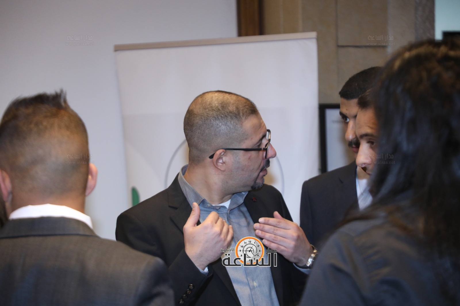 Madar Al-Saa Images 0.512983322142776