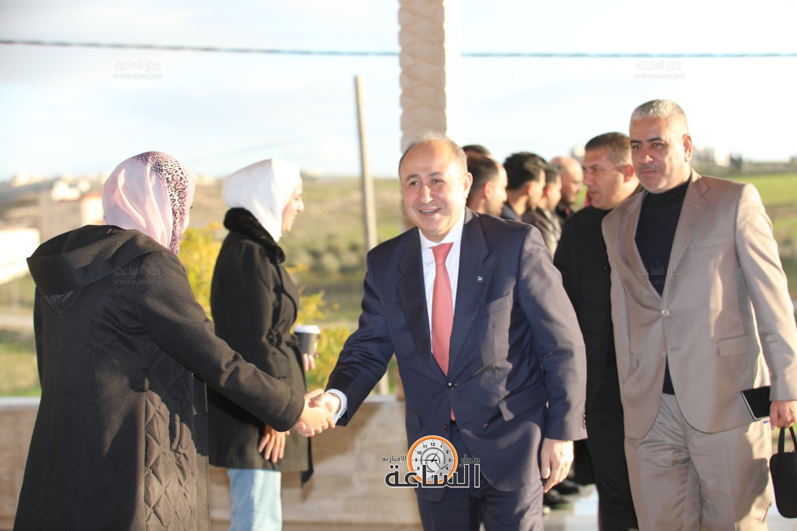 Madar Al-Saa Images 0.5305382841287107