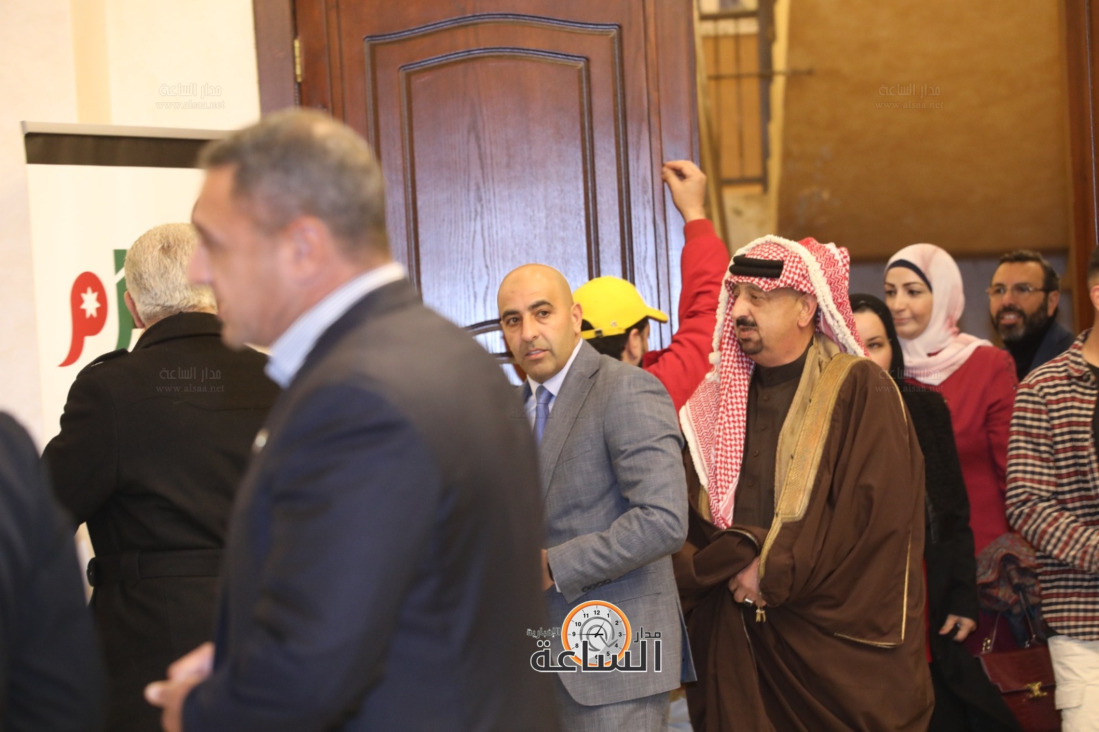 Madar Al-Saa Images 0.49540002825506724