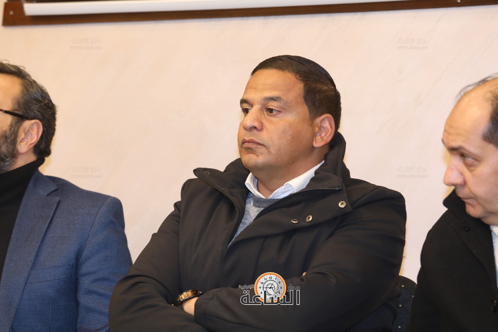 Madar Al-Saa Images 0.18192940188622897