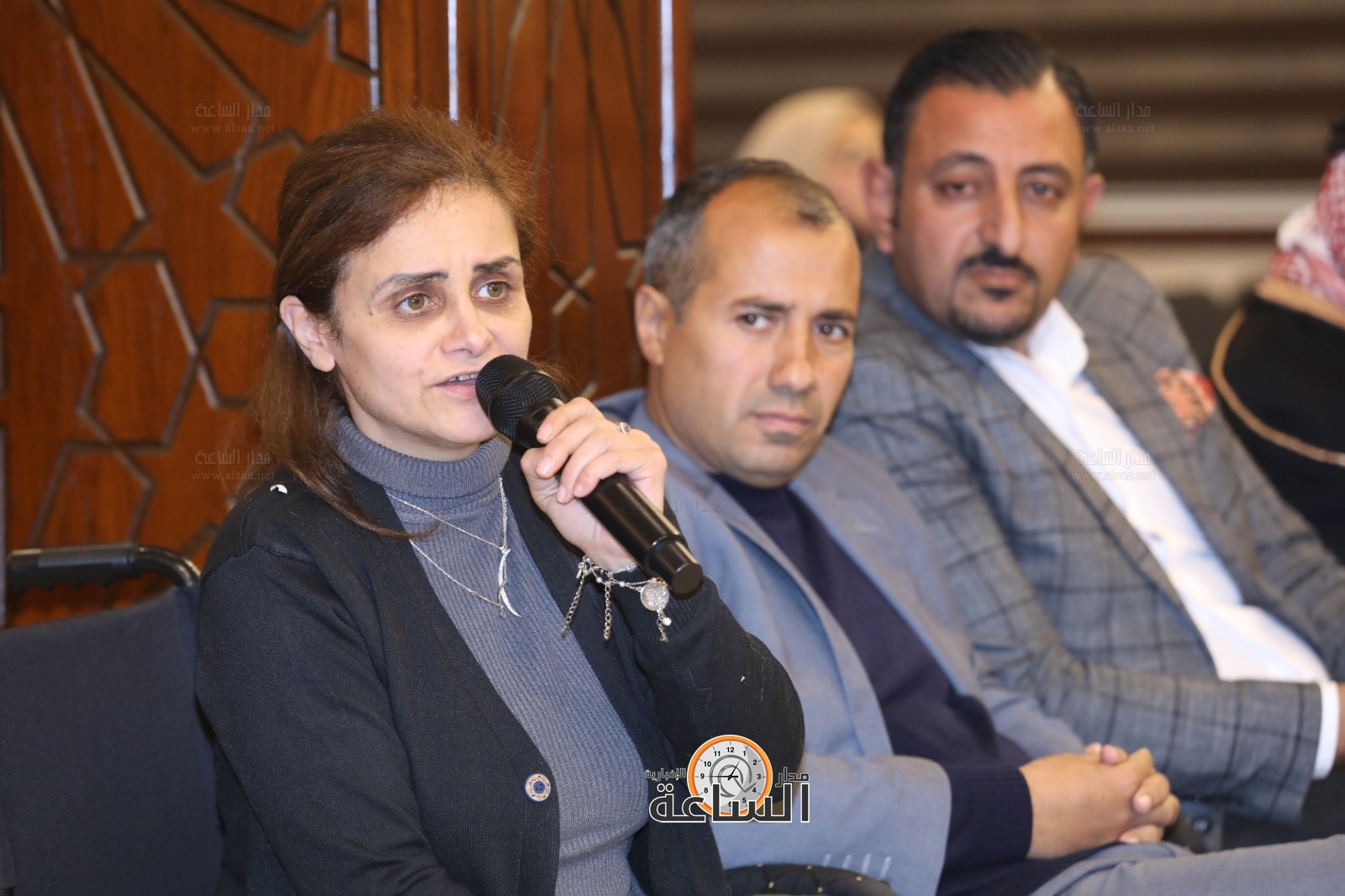 Madar Al-Saa Images 0.2513042671655865