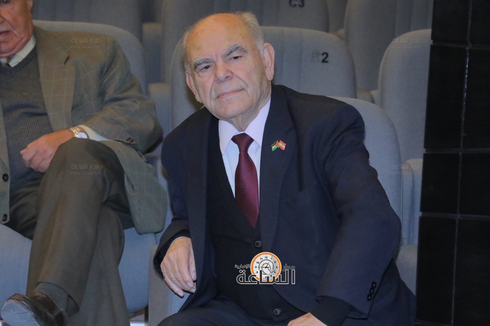 Madar Al-Saa Images 0.3583540940349532