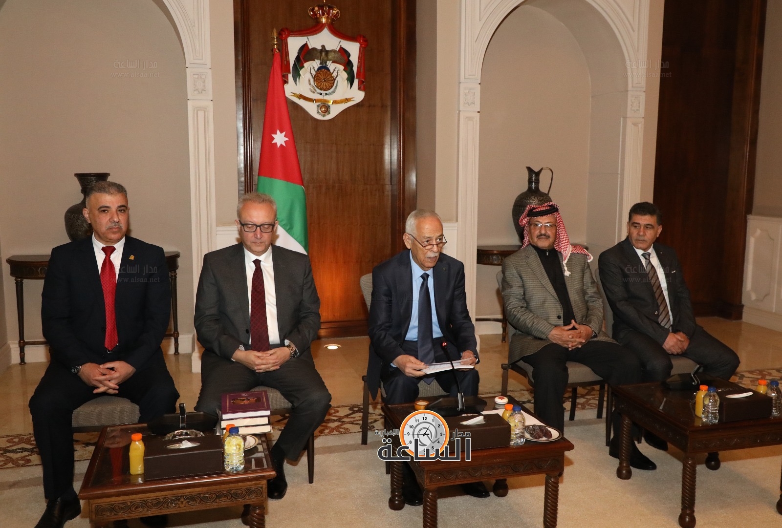 Madar Al-Saa Images 0.7879463099163833