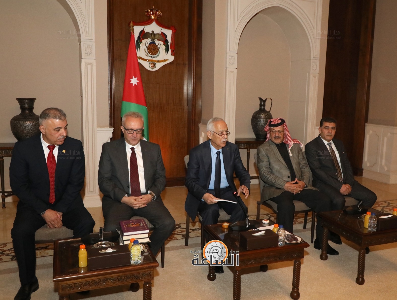 Madar Al-Saa Images 0.23047875055917366