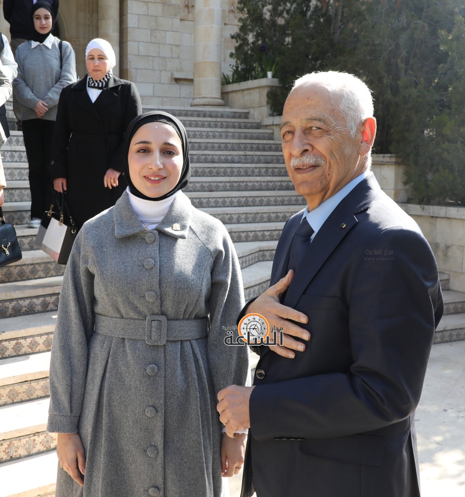 Madar Al-Saa Images 0.7003980851374905