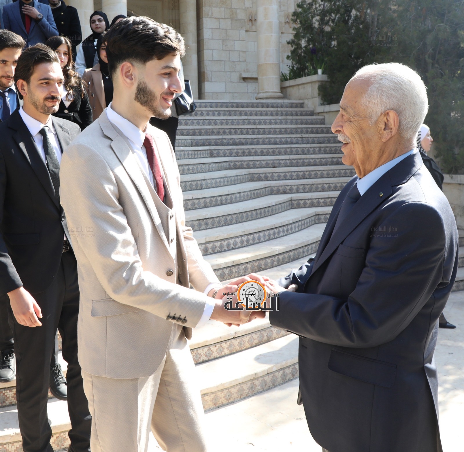 Madar Al-Saa Images 0.3221923530328328