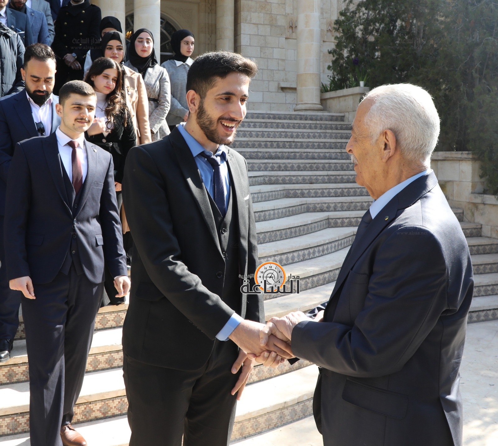 Madar Al-Saa Images 0.21515349923389693