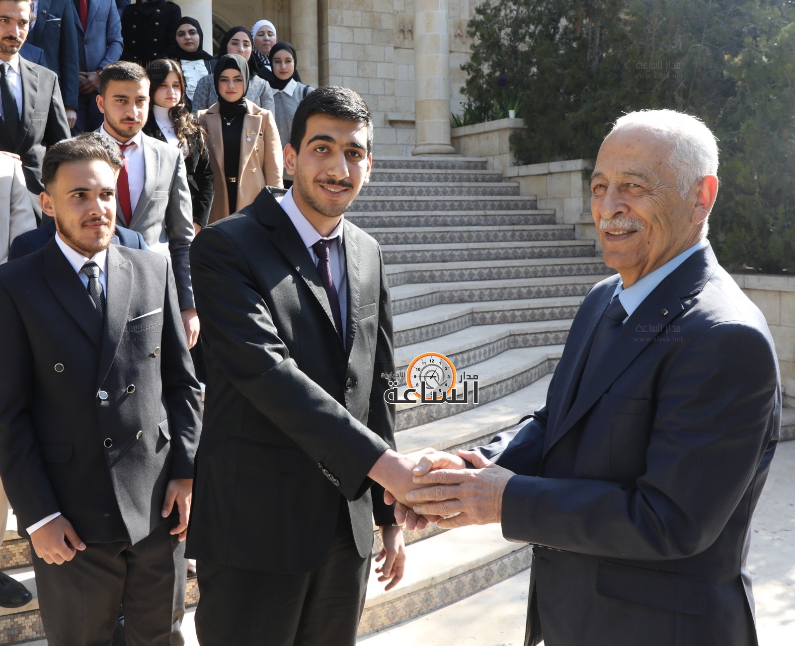 Madar Al-Saa Images 0.17850416179479334