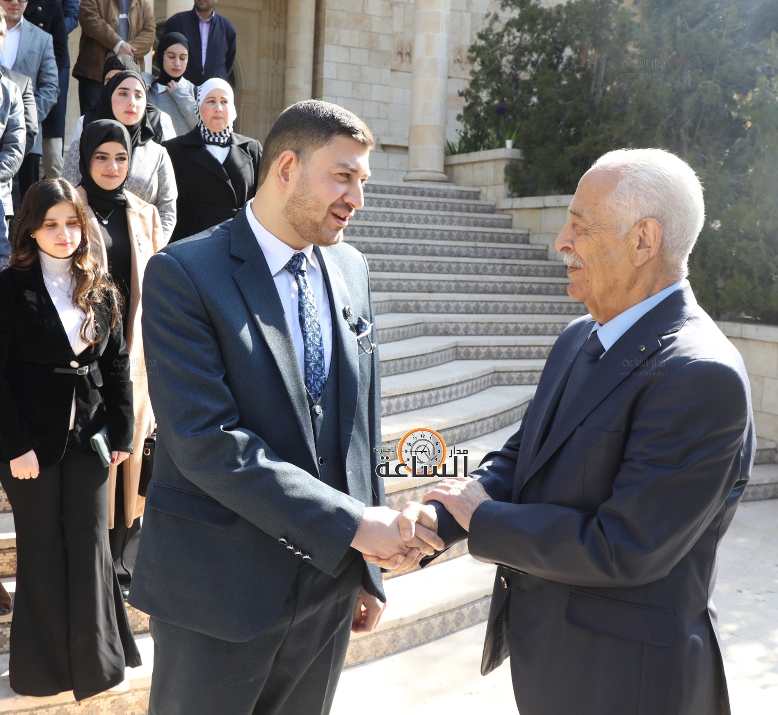 Madar Al-Saa Images 0.1800133476582655