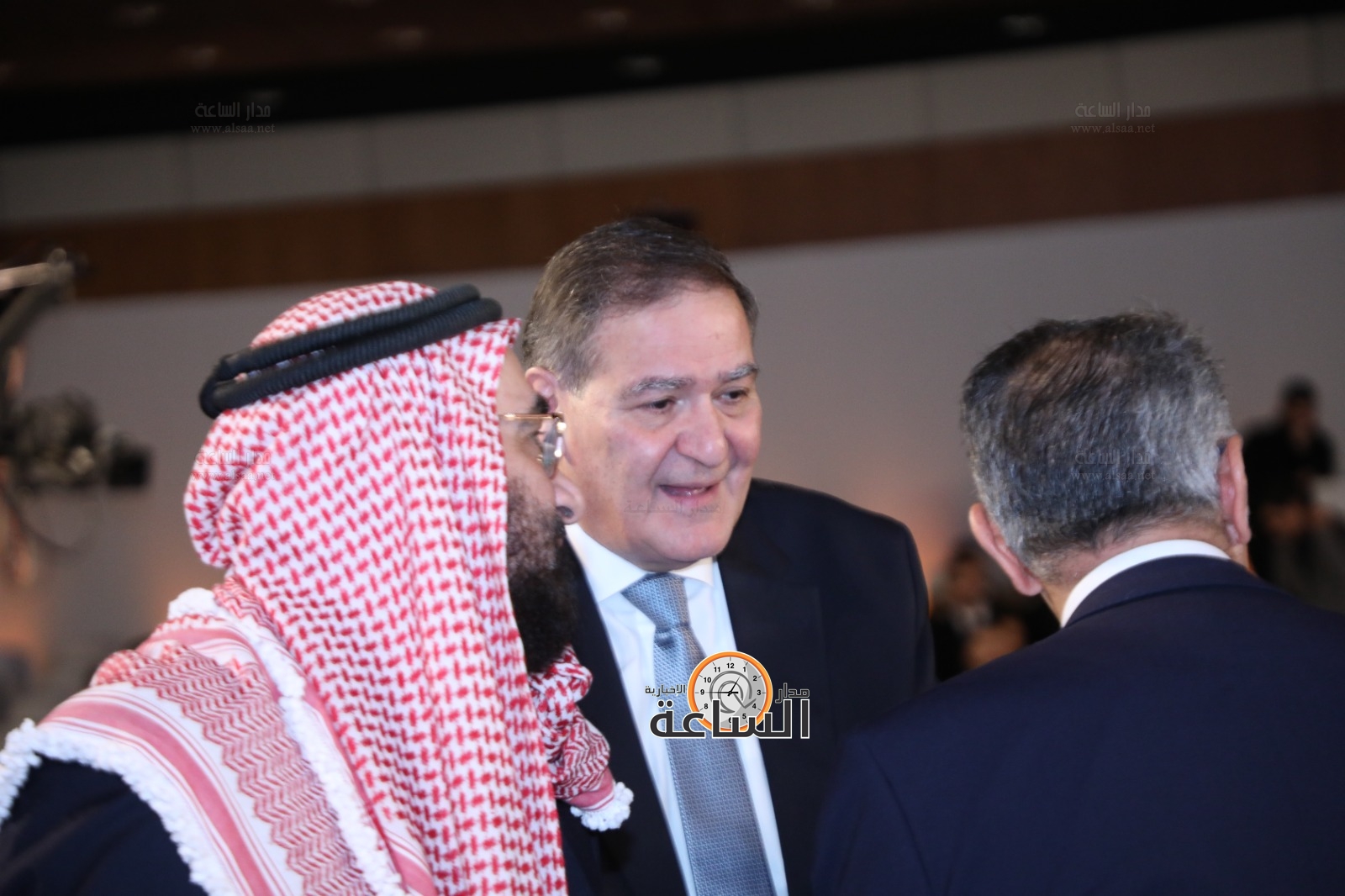 Madar Al-Saa Images 0.8793714028216133