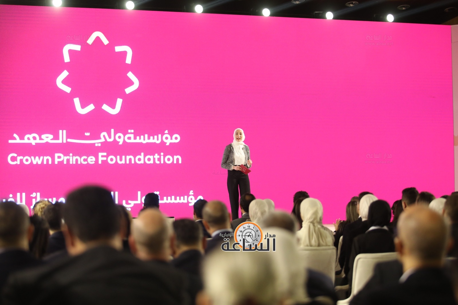 Madar Al-Saa Images 0.6612861388549924