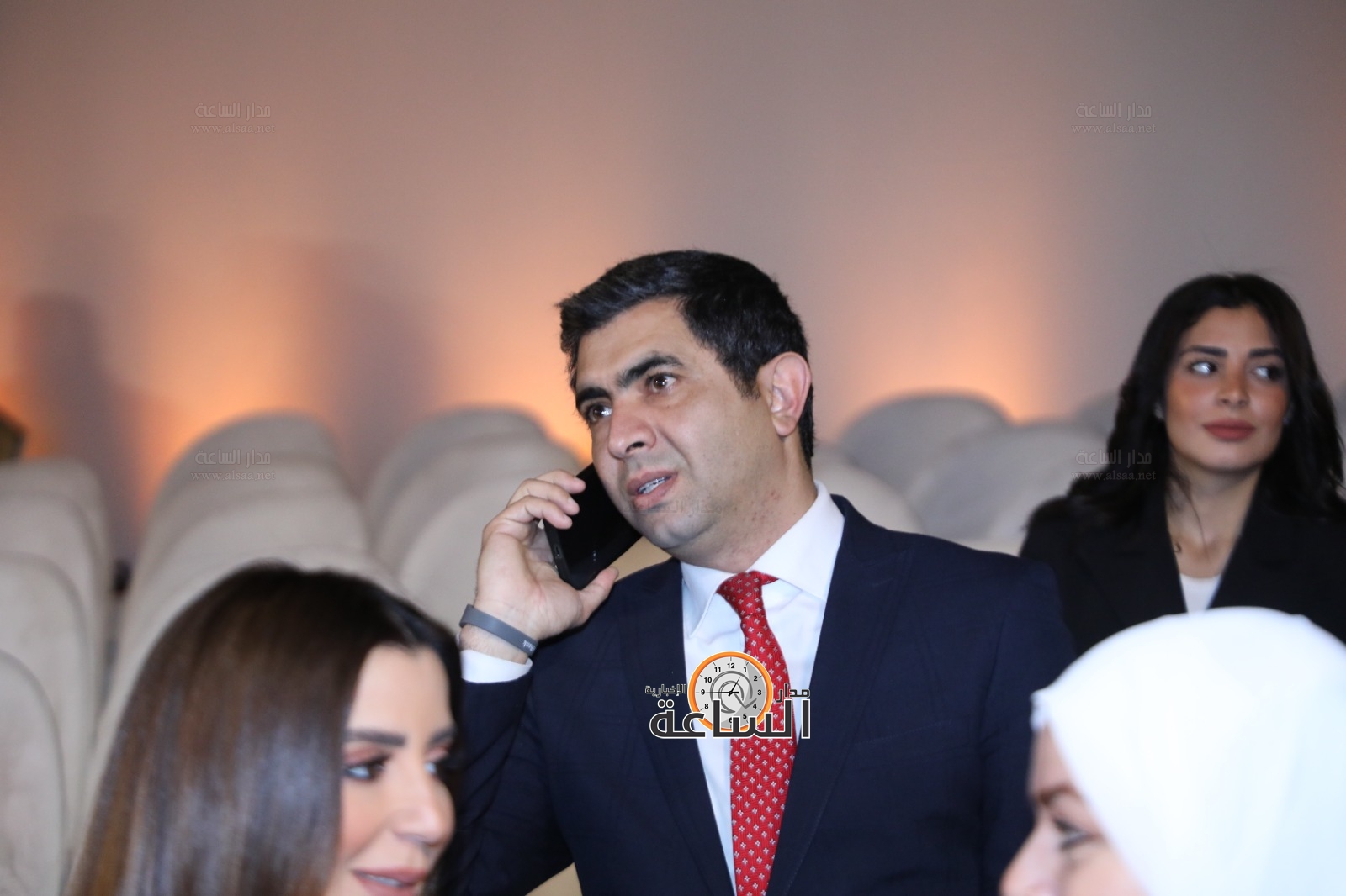 Madar Al-Saa Images 0.30517486644357605