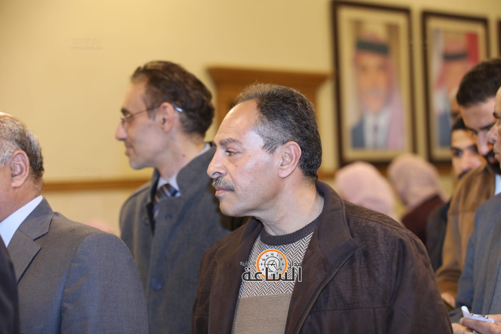 Madar Al-Saa Images 0.4522561854420115