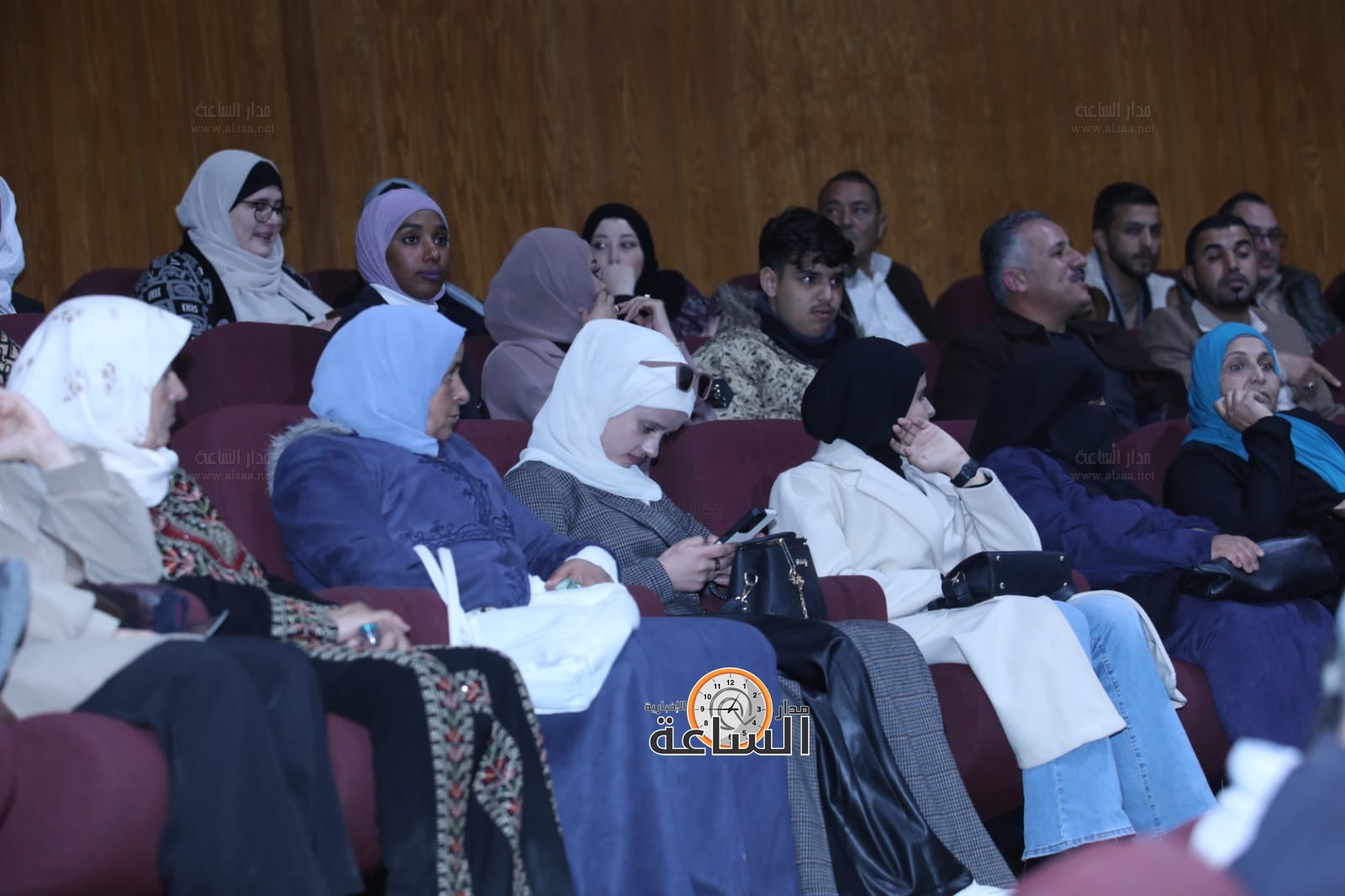 Madar Al-Saa Images 0.3175244592565698