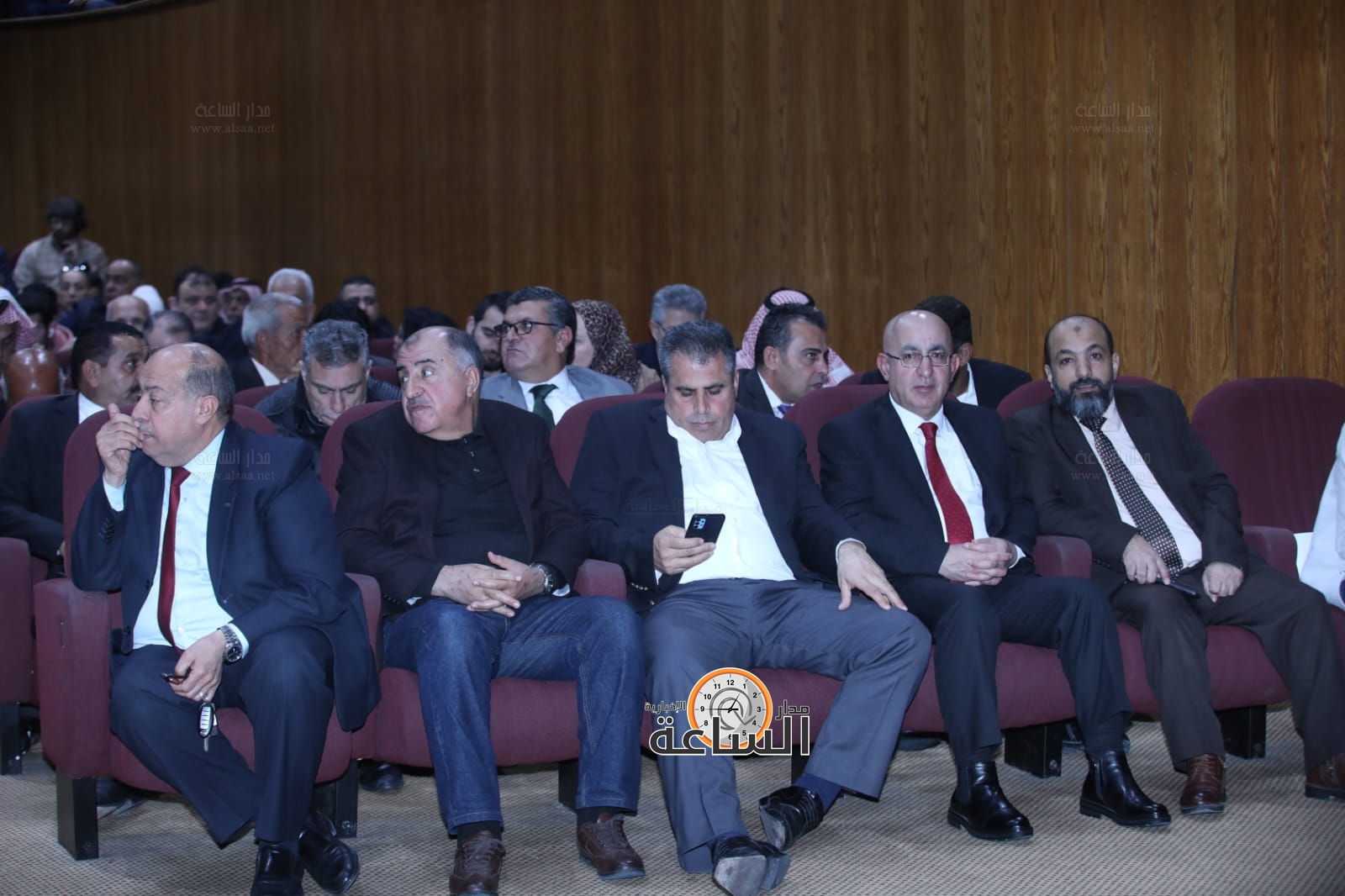 Madar Al-Saa Images 0.7087976849763058