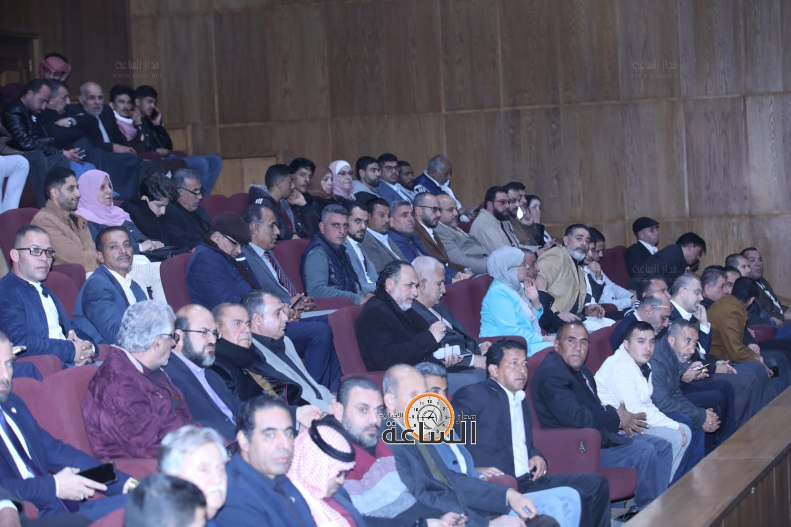 Madar Al-Saa Images 0.7255338213432003